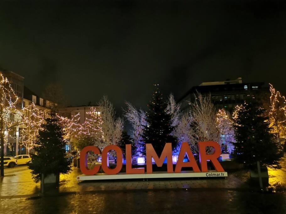 Logement Colmar Centre Avec Parking Extérieur photo